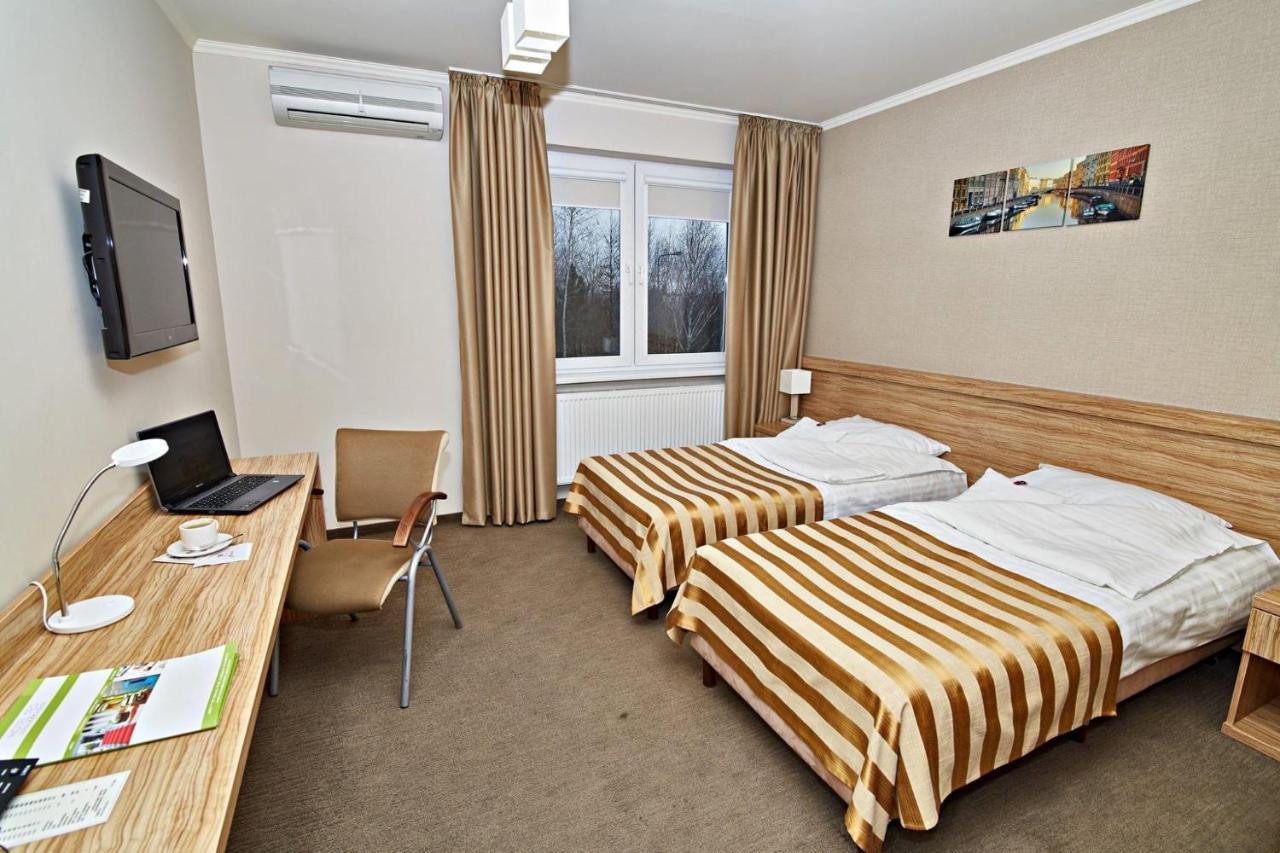Hotel Soccer Sport Radomsko Exterior photo